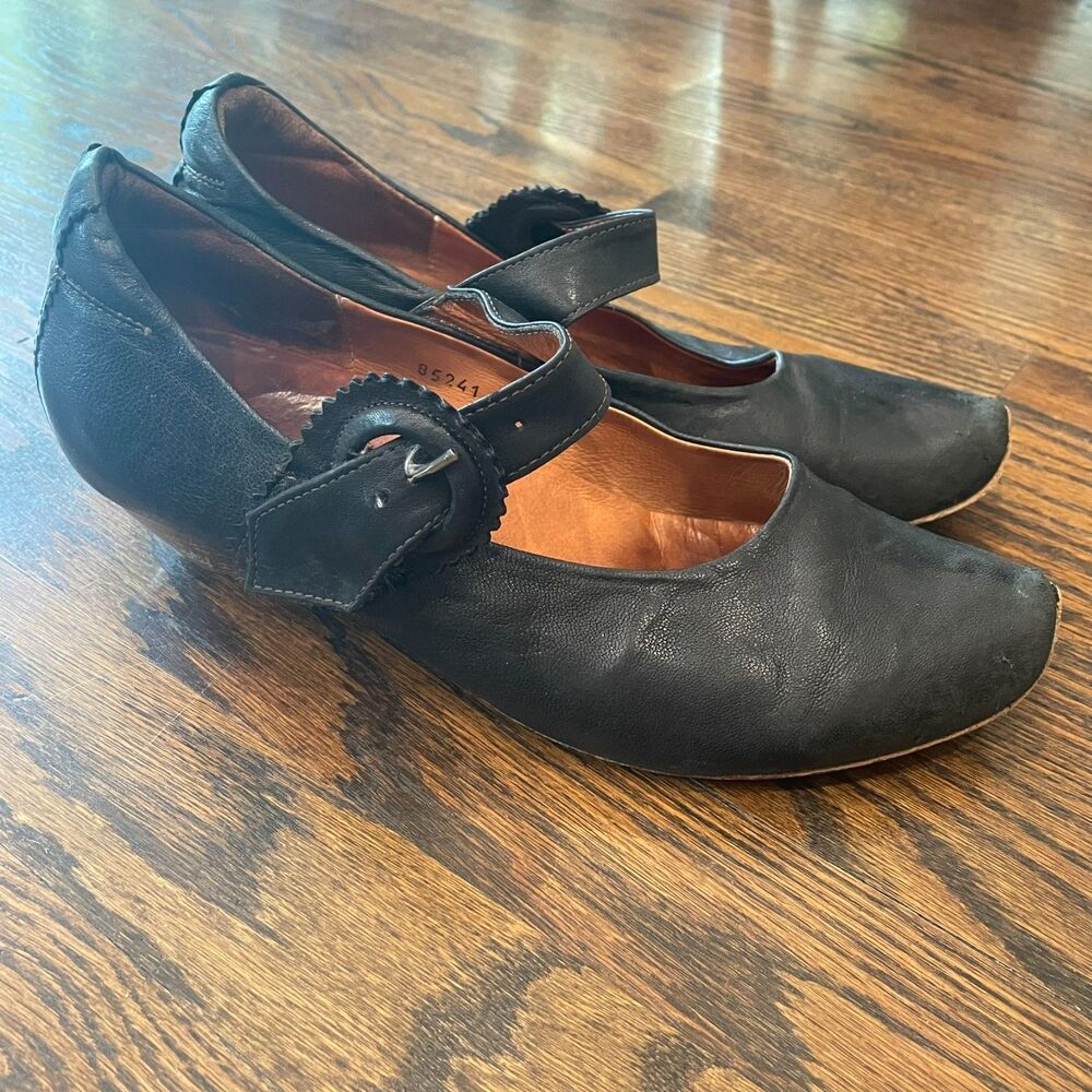 Think! Black Leather Buckle Mules Heeled Mary Janes